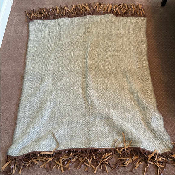 Totally Unique! Grey herringbone throw blanket with 100% leather fringe. - Picture 2 of 9
